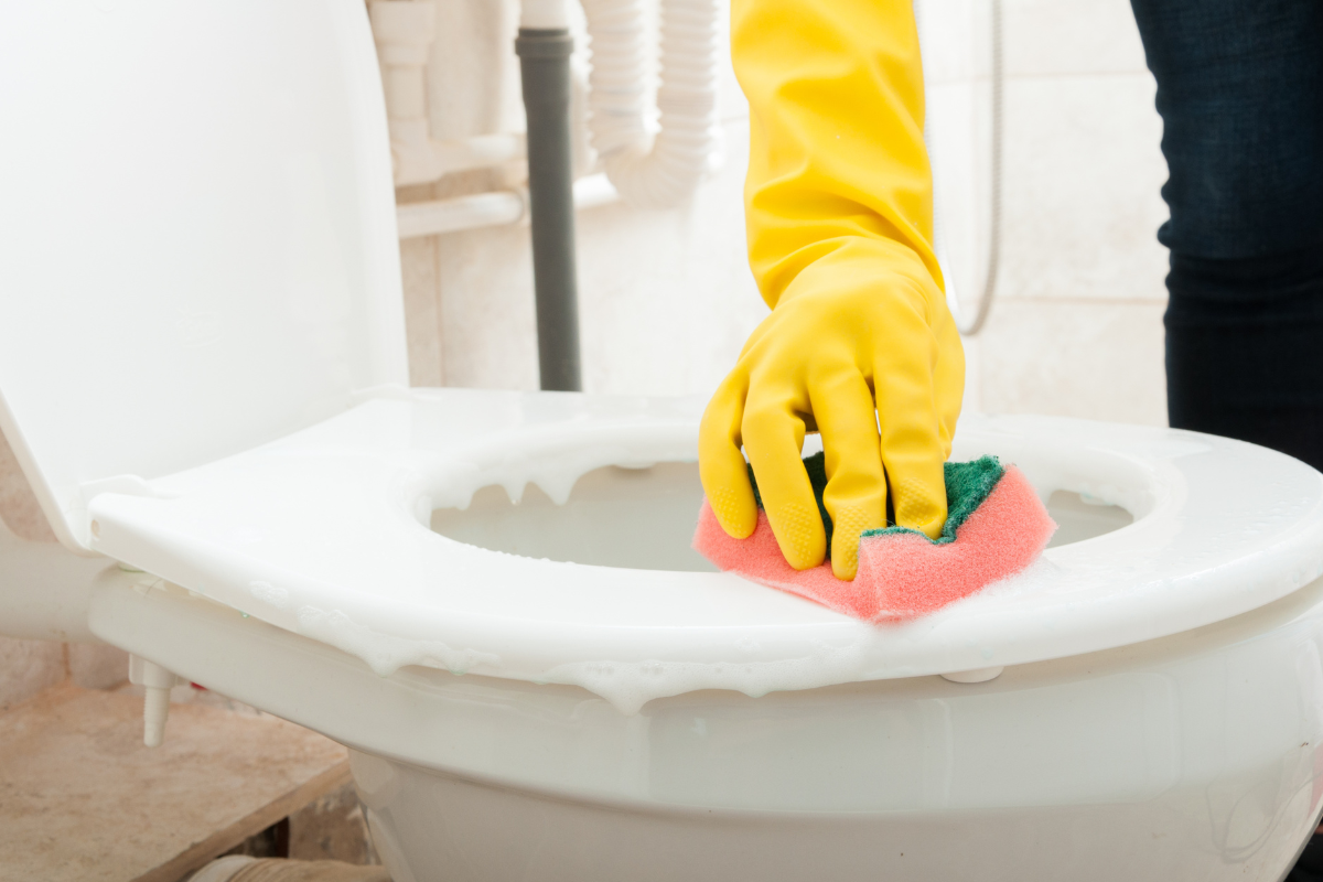 5-Normal Bathroom Cleaning